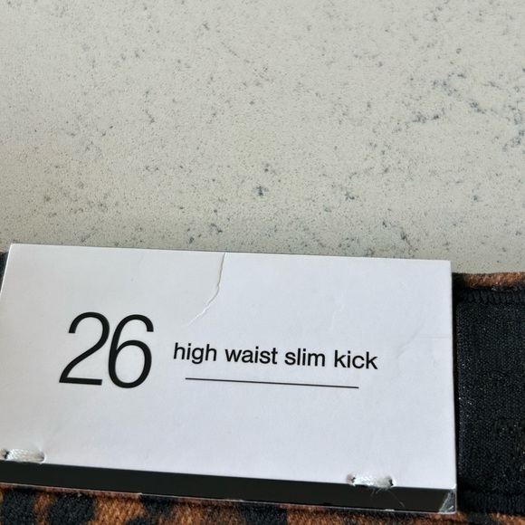 NWT 7 for all Mankind High Waist Slim Kick Animal Print Coated Jeans Boho Casual - Picture 5 of 6